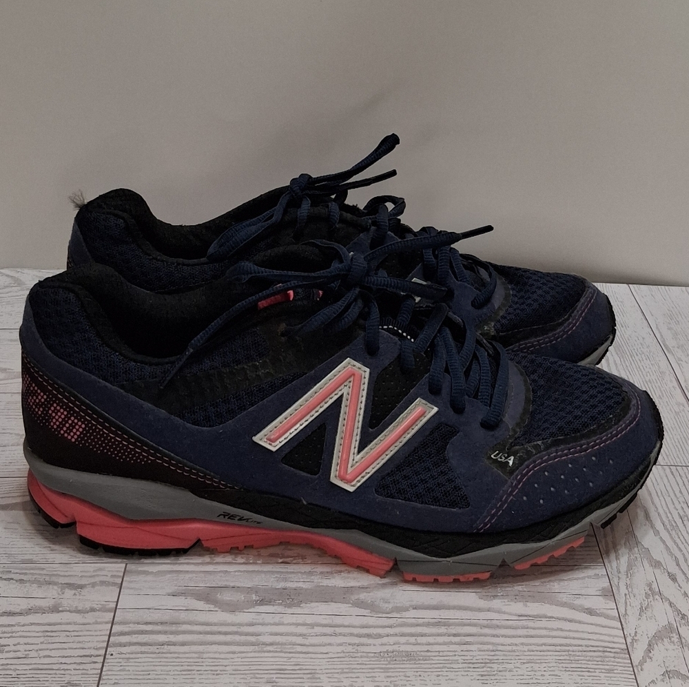 New Balance Navy and Pink Women's Casual Athletic Sneaker Shoes Size 8.5 - Picture 7 of 7